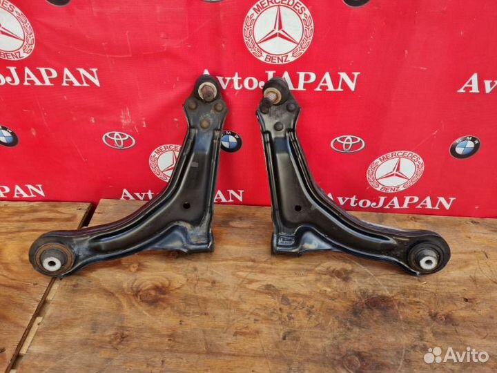Рычаг передний правый Mercedes-Benz Vito W638