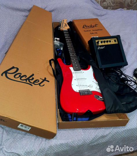 Электро гитара с комбиком