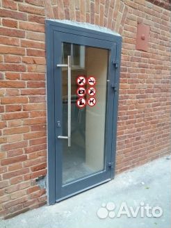 Дверь входная алюминиевая