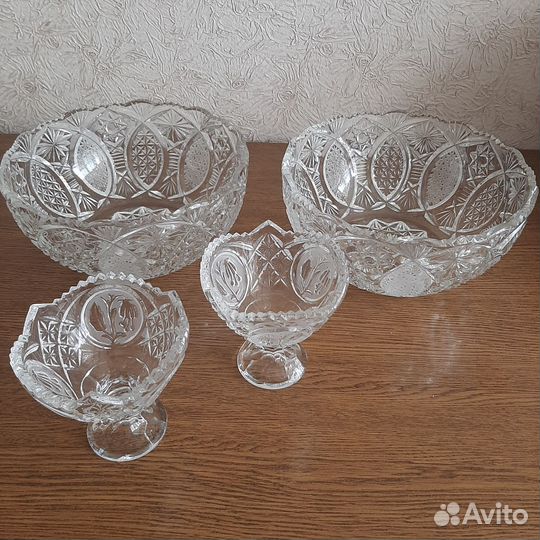 Хрустальная ваза