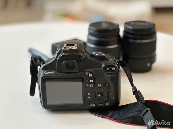 Зеркальный фотоаппарат canon 1100d