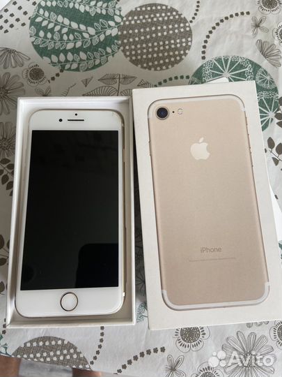 Телефон iPhone 7 32gb