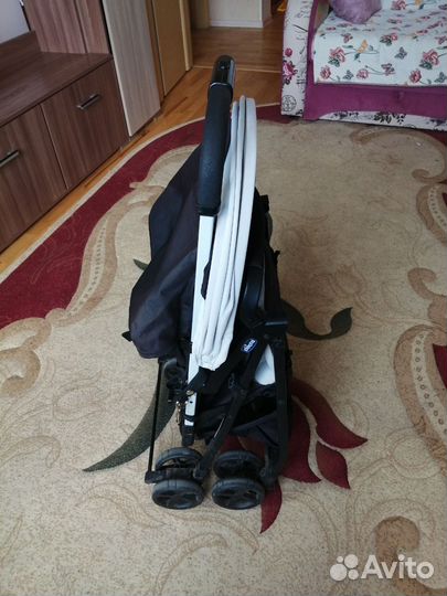 Прогулочная коляска chicco ohlala