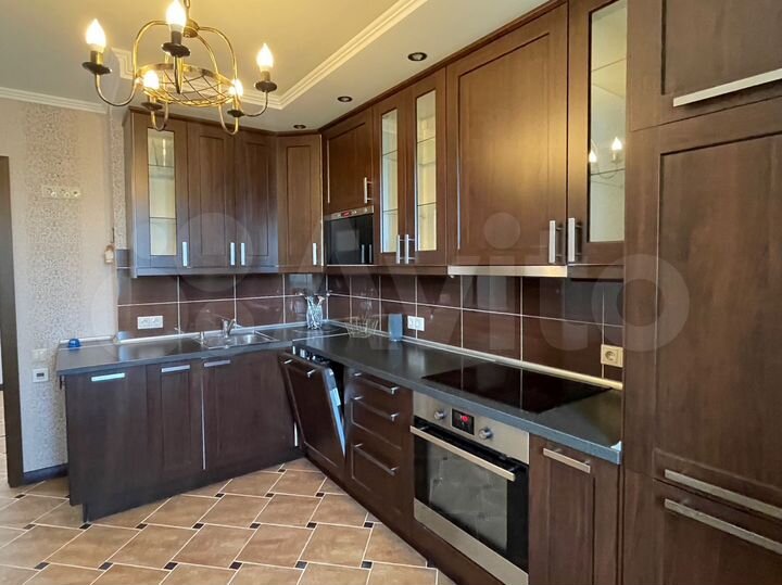 2-к. квартира, 56 м², 9/17 эт.