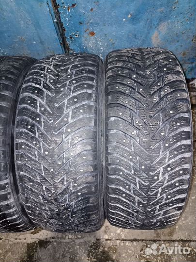 Nokian Tyres Hakkapeliitta 8 SUV 235/55 R18