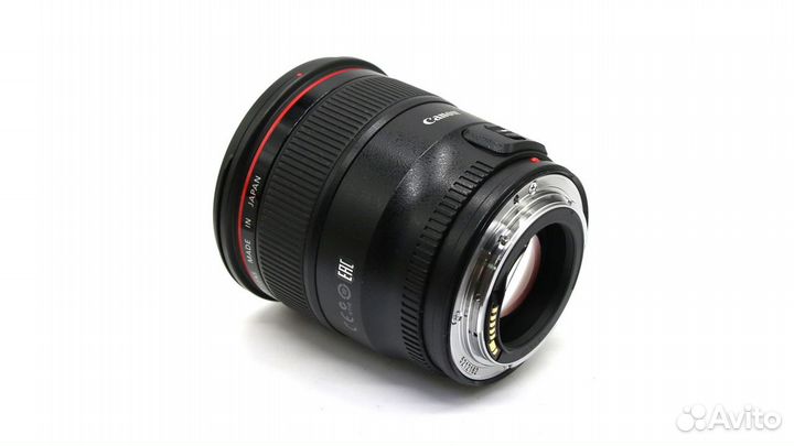 Canon EF 24mm f/1.4L II USM в упаковке