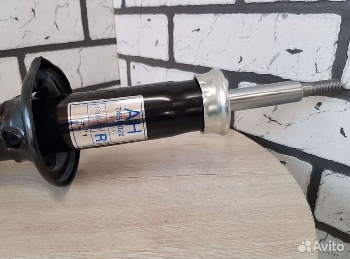 Амортизаторы шевроле газовые прав. оригинальные