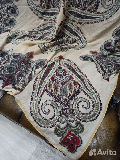 Платок шелковый большой бренд etro