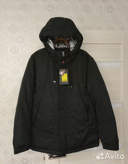 Пуховик мужской р.54 новый с биркой