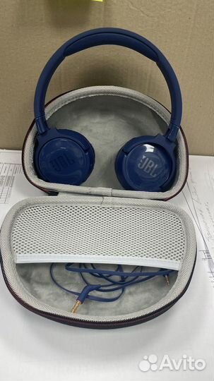 Беспроводные наушники JBL 600 btnc