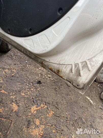 Передняя правая дверь Fiat Doblo 1