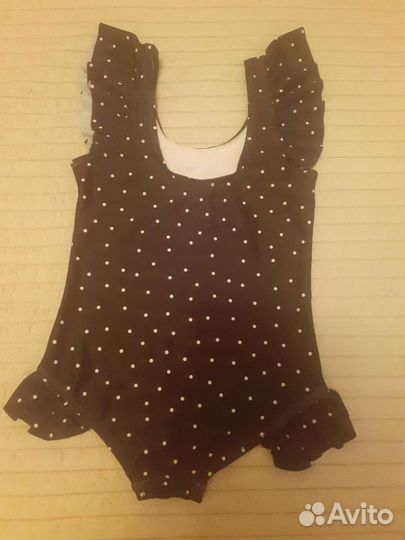 Купальник слитный новый для девочки 4 лет