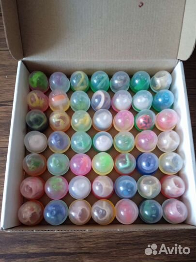 Капсулы с игрушками