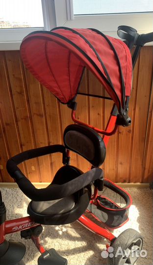 Трехколесный велосипед