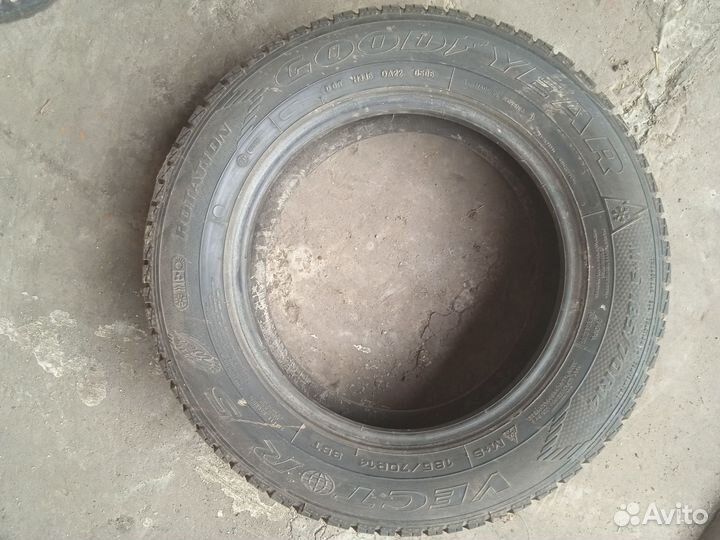 Bridgestone All Weather A001 5.10/10.5 R9 и 5.10/9.5 R9