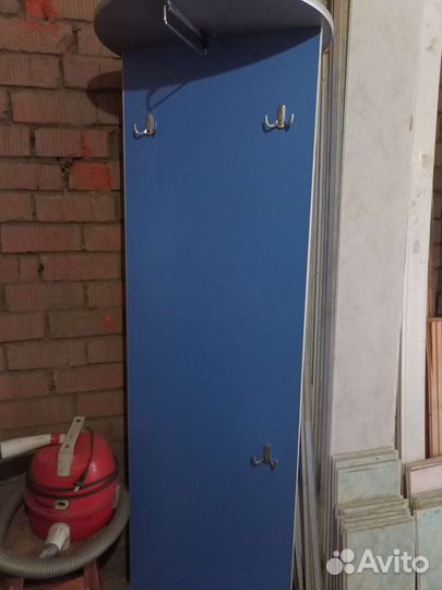 Вешалка в прихожую