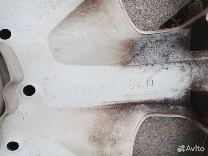 Колпак оригинальный фольксваген