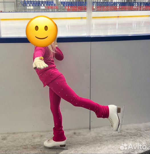 Тренировочный костюм для фигурного катания