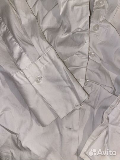 Рубашка белая с вырезом