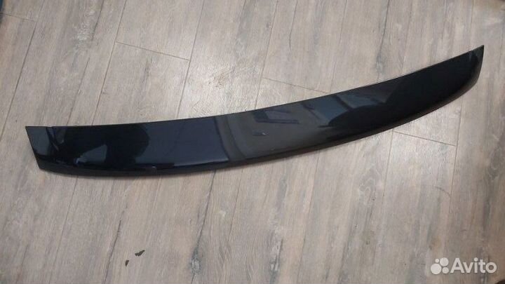 Спойлер крышки багажника Volkswagen Touareg 1 4.2