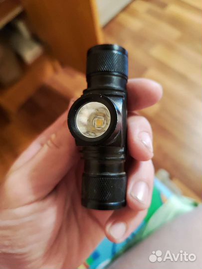 Фонарик boruit d10