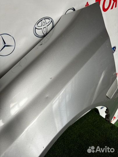 Крыло переднее левое Toyota Carina AT210