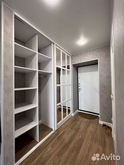 Шкафы и прихожие на заказ от производителя