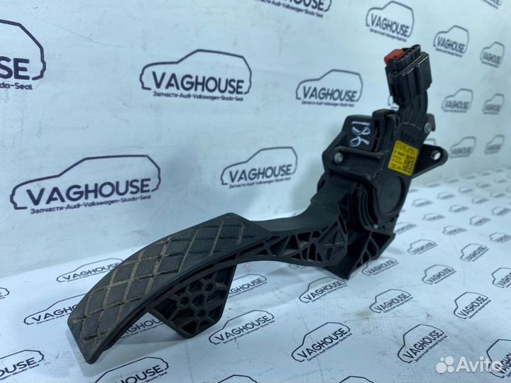 Педаль газа Skoda Rapid 1.6 CWV 2018