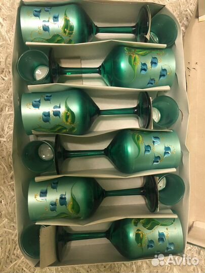 Бокалы для вина новые