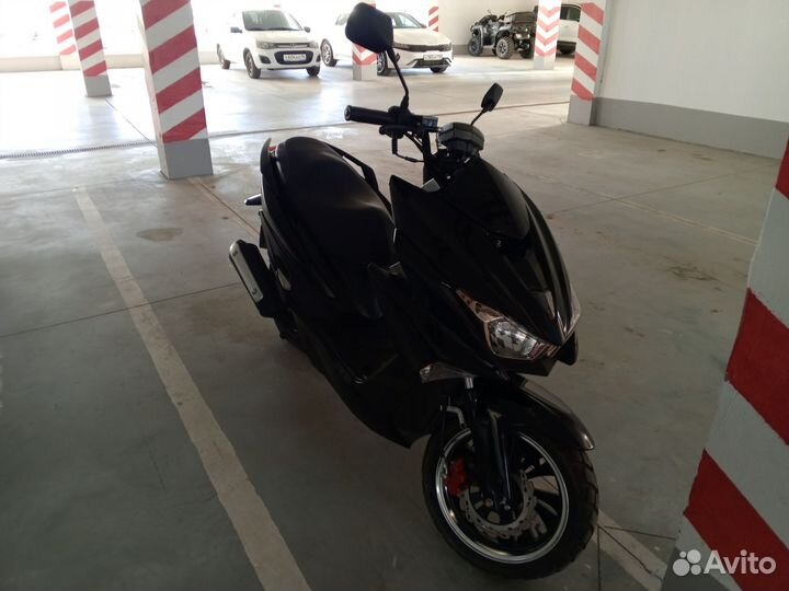 Скутер Arc 125cc