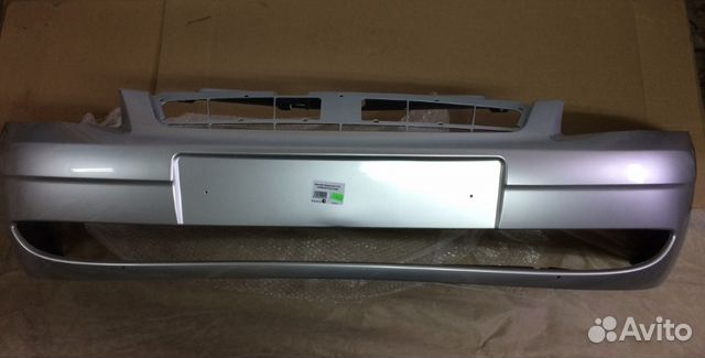 Бампер на ваз 2170 Лада Приора серебристый