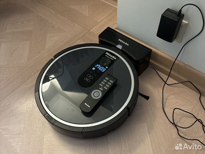 Робот пылесос Miele RX1