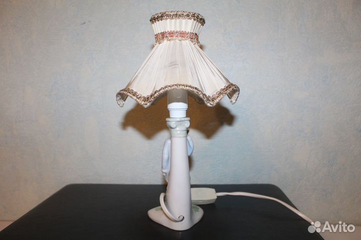 Фарфоровая лампа. ГДР. С клеймом. Рабочая