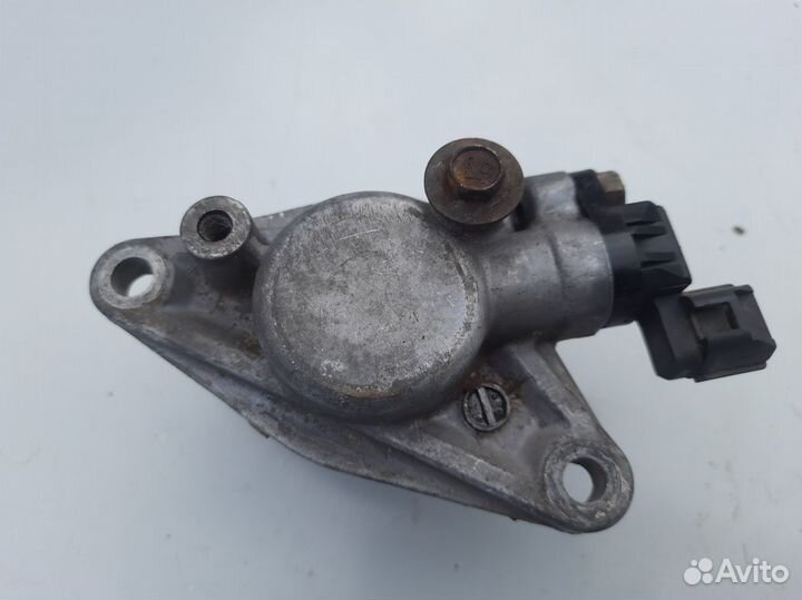 Крышка распредвала Mitsubishi Galant 8 2.4