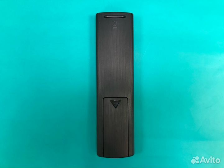 Универсальный пульт для телевизора LG RM-L1726 нов