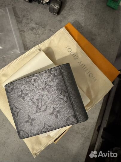 Louis vuitton кошелек