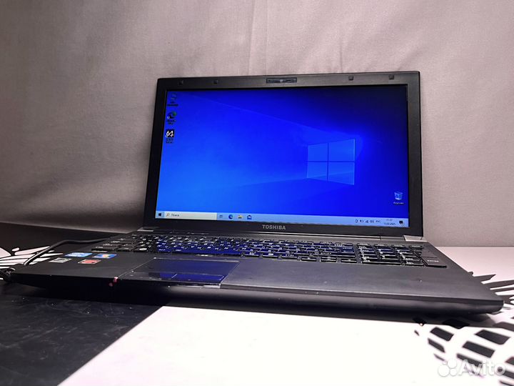 Ноутбук Toshiba i5-2410M/озу4Гб/Vram1/HDD640
