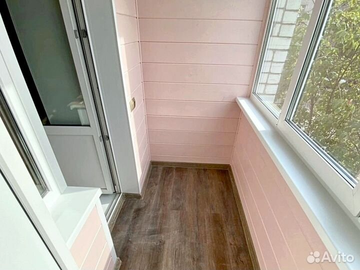 Отделка и остекление балконов в рассрочку