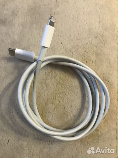 Кабель Apple Lightning-Type-C