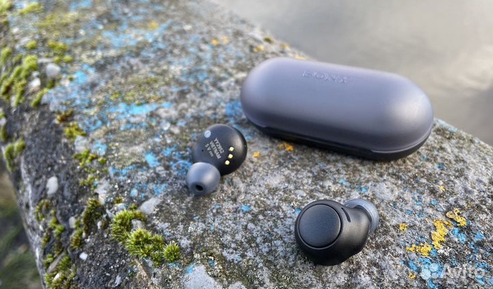 Беспроводные наушники WF-C500 Новые