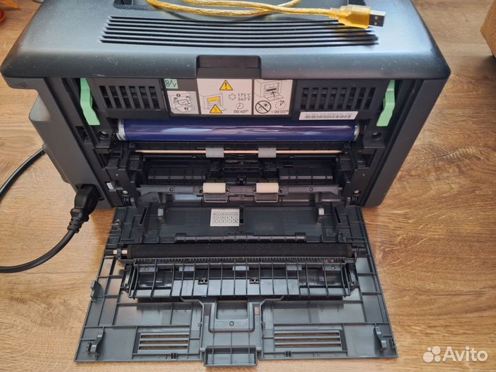 Лазерный принтер Xerox Phaser 3010