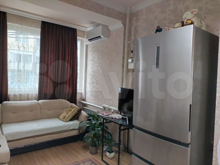 Комната 42 м² в 1-к., 2/10 эт.