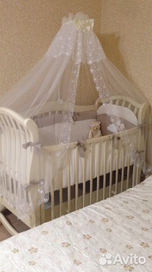 Детская кроватка