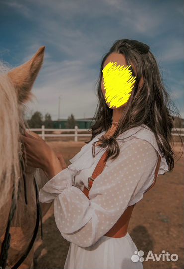 Платье белое