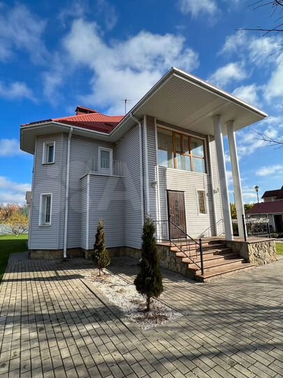 Дом 225 м² на участке 20 сот.