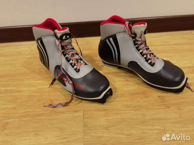 Лыжные ботинки botas с креплением sns