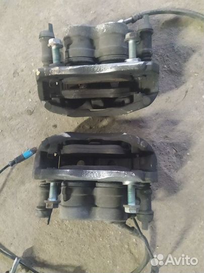 Суппорт тормозной передний Мерседес Спринтер 906