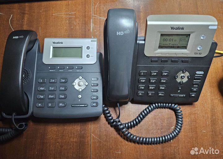 IP Телефон Yealink T21 и T20