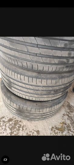 Резина летняя r17 215/50