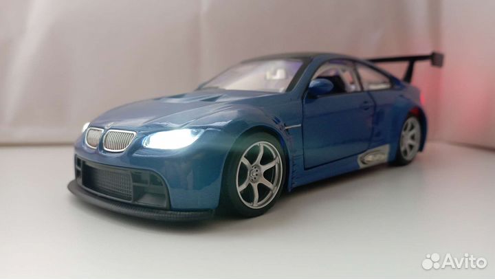 BMW M3 GT 2 моделька